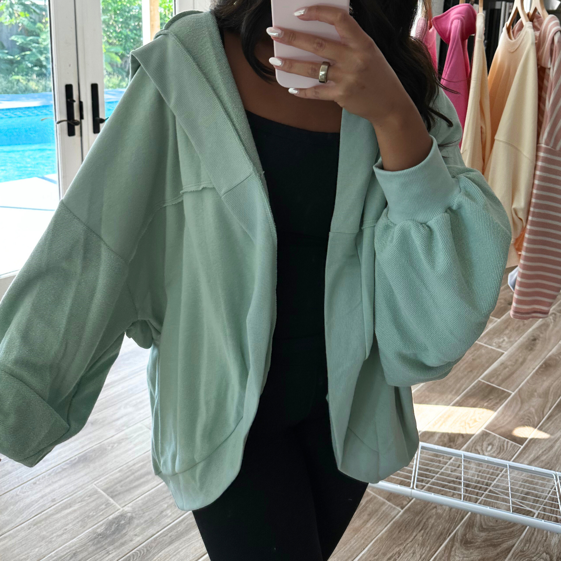EASY CARDIGAN