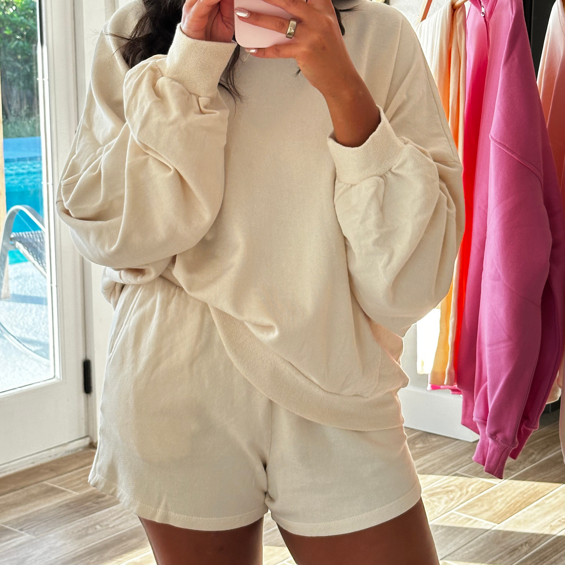 SUNDAY SET