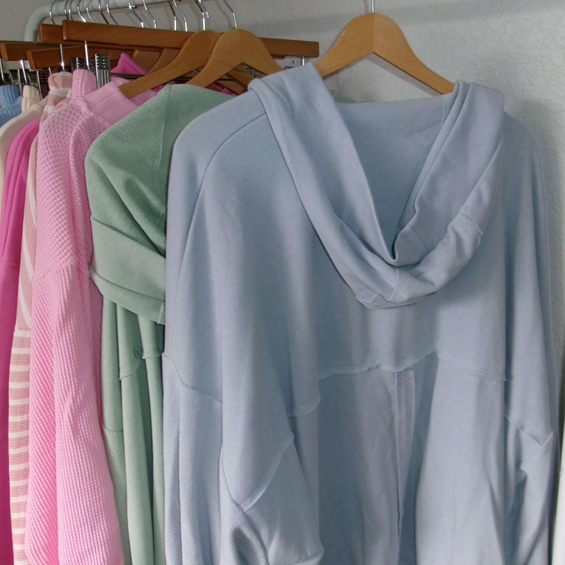 EASY CARDIGAN